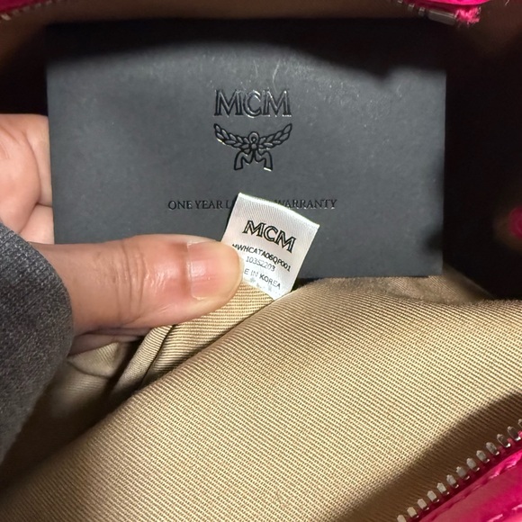 MCM Neon Pink Portuna Bag with all removable straps - Picture 8 of 8